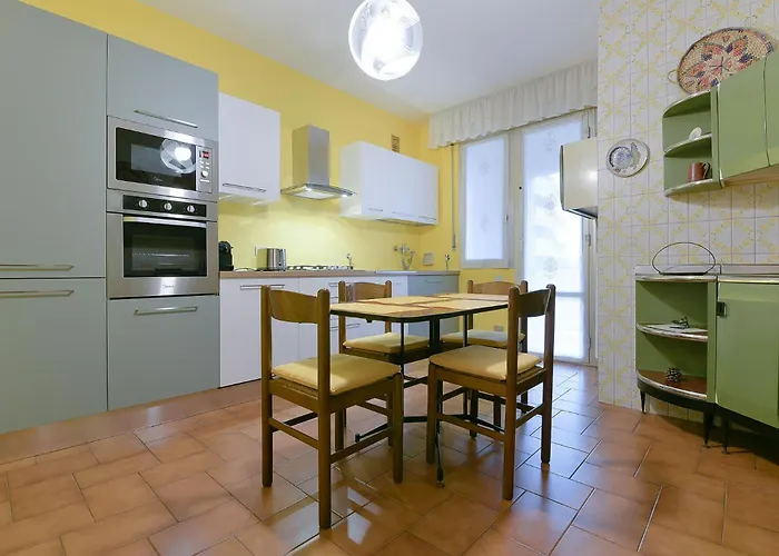 Queen Gabrielle * البندقية