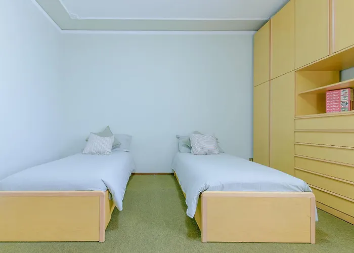 Queen Gabrielle * Venice